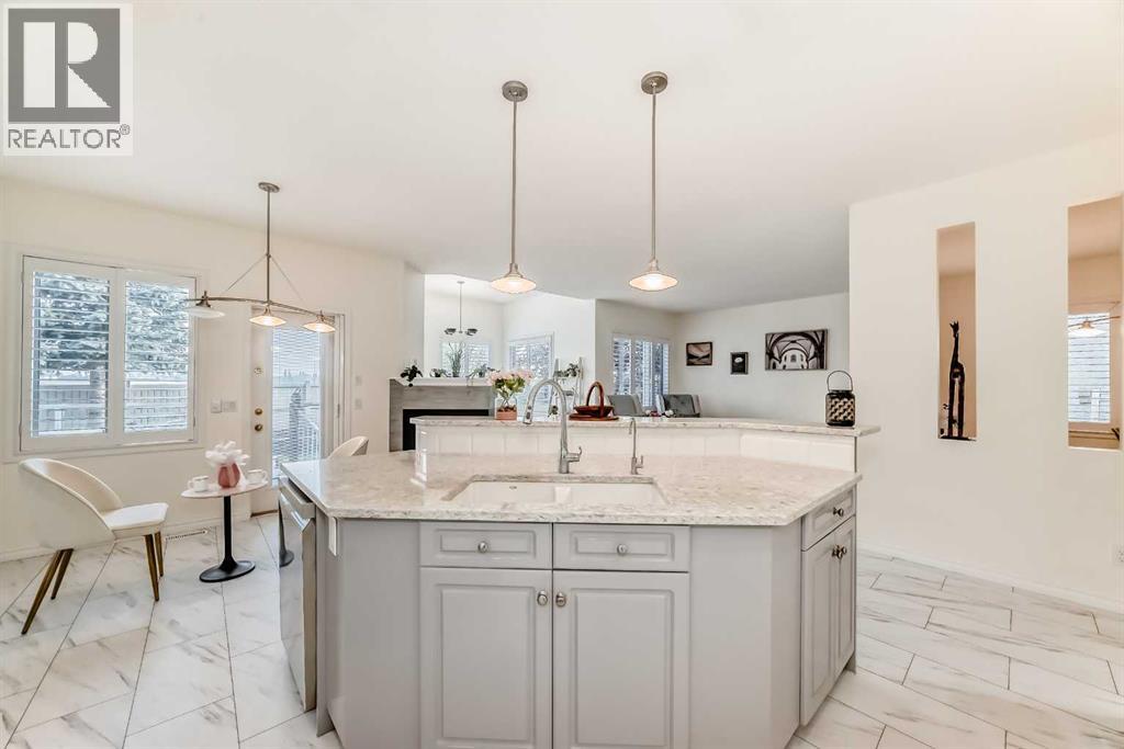 Photo 10 of 82 Mt Gibraltar Heights Se, Calgary AB