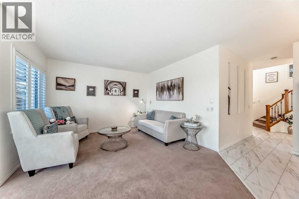 Photo 17 of 82 Mt Gibraltar Heights Se, Calgary AB