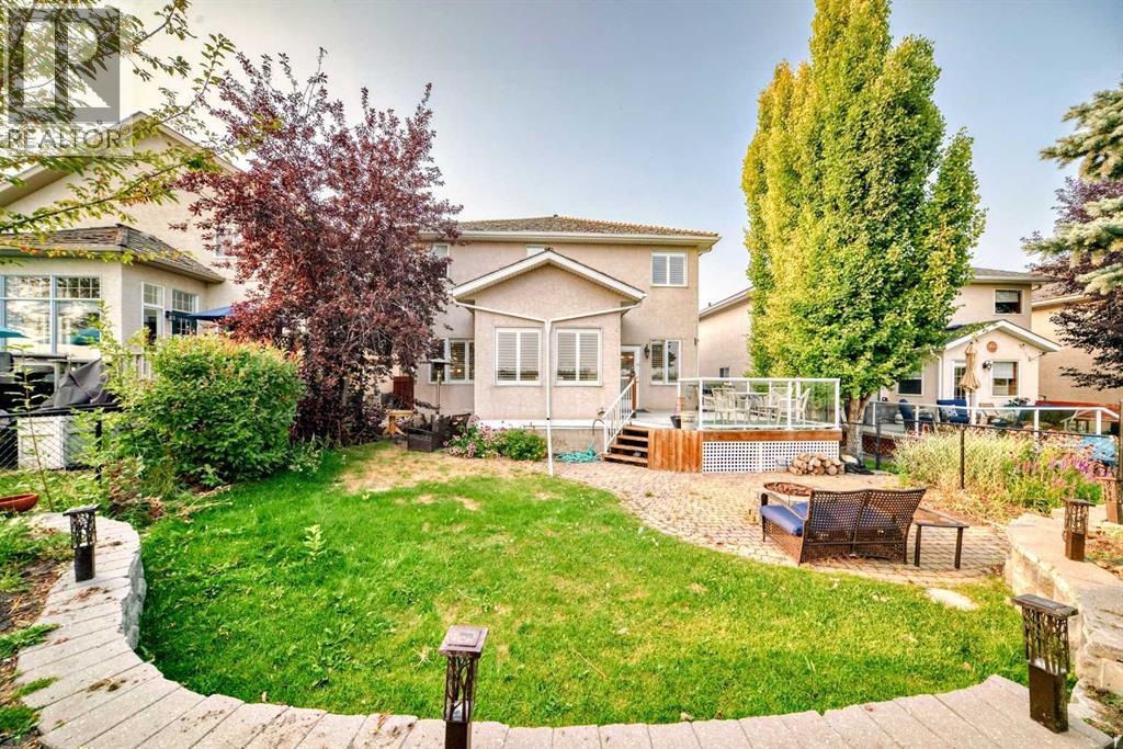 Photo 50 of 82 Mt Gibraltar Heights Se, Calgary AB