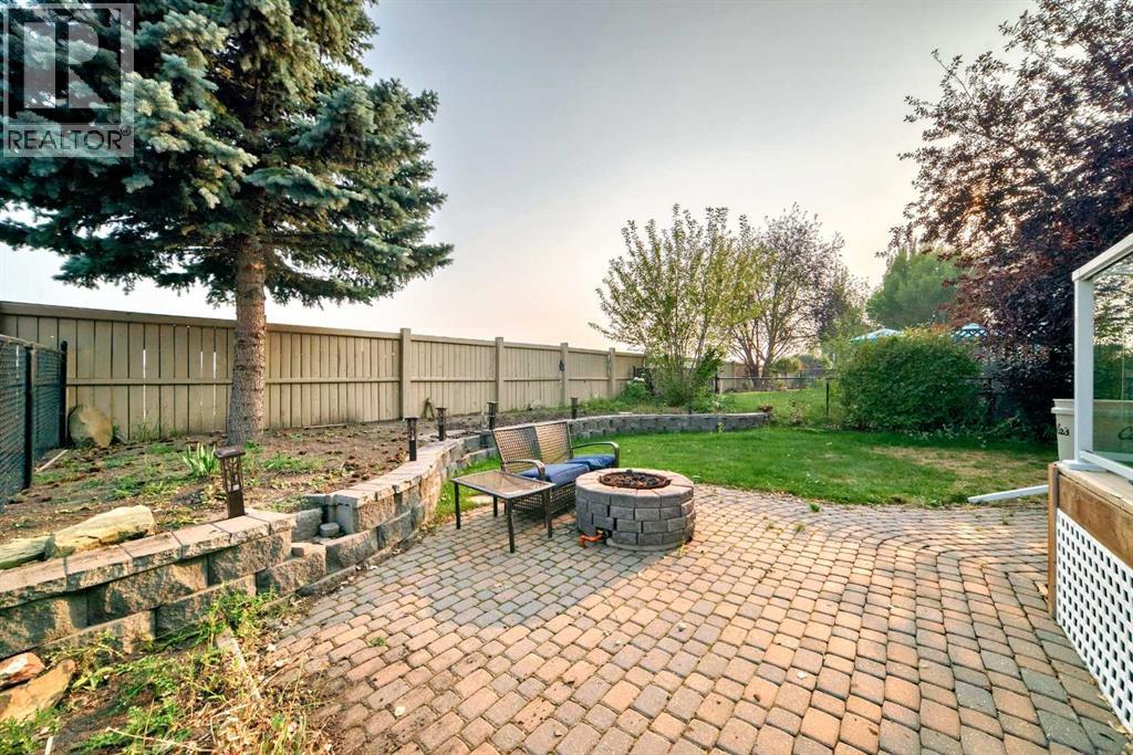 Photo 47 of 82 Mt Gibraltar Heights Se, Calgary AB