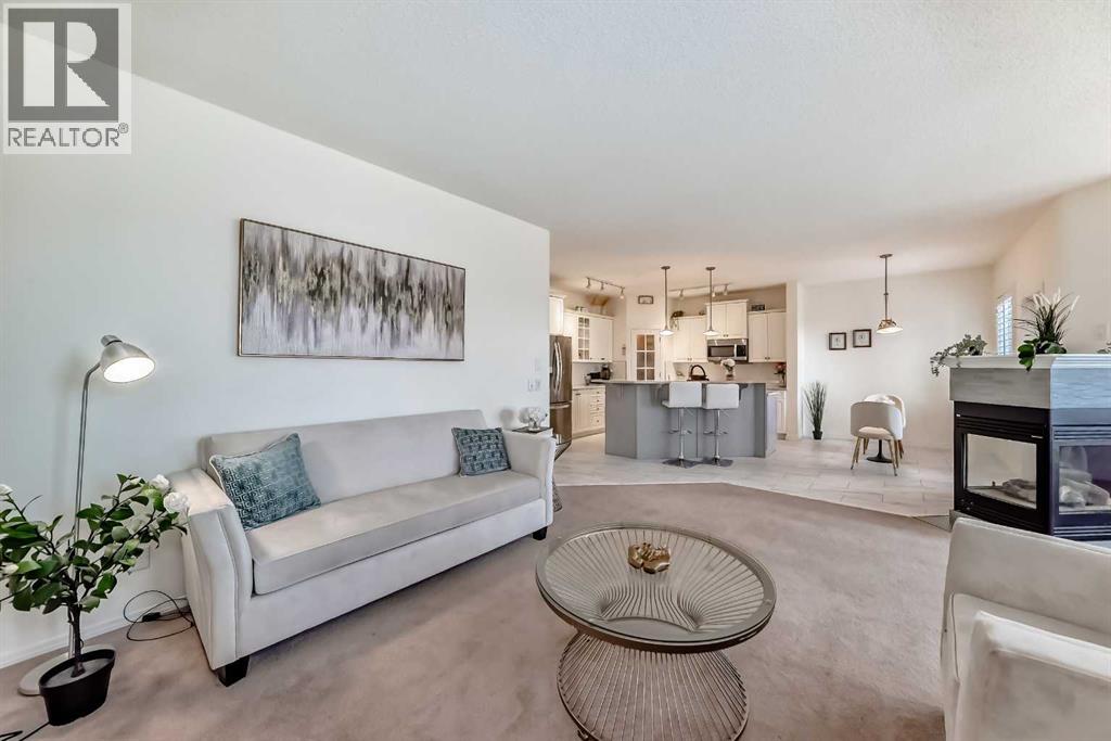 Photo 18 of 82 Mt Gibraltar Heights Se, Calgary AB