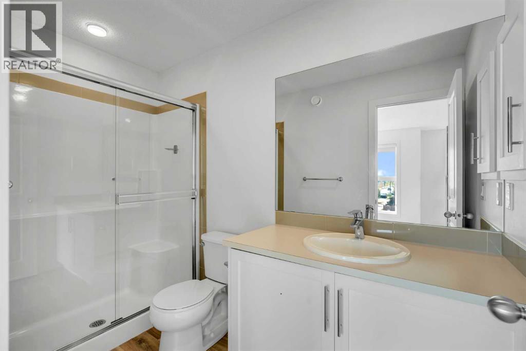 Photo 21 of 156 Livingston View Ne, Calgary AB