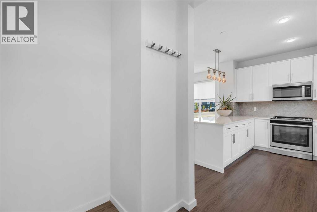 Photo 13 of 156 Livingston View Ne, Calgary AB