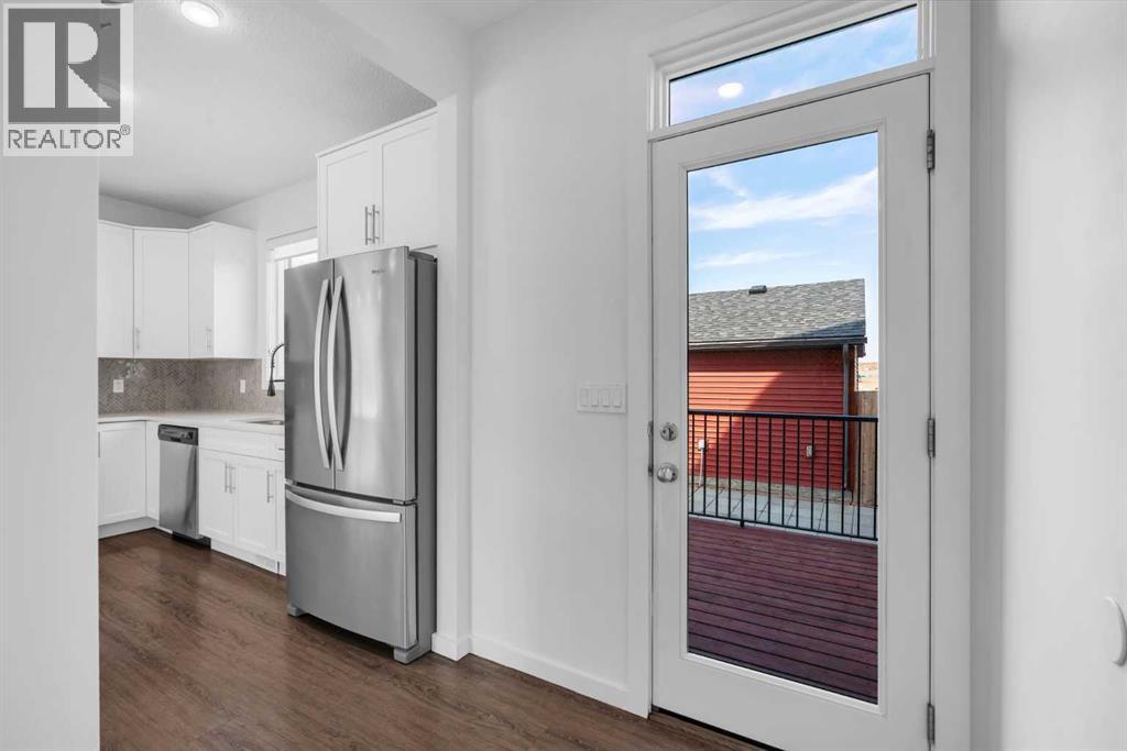 Photo 14 of 156 Livingston View Ne, Calgary AB