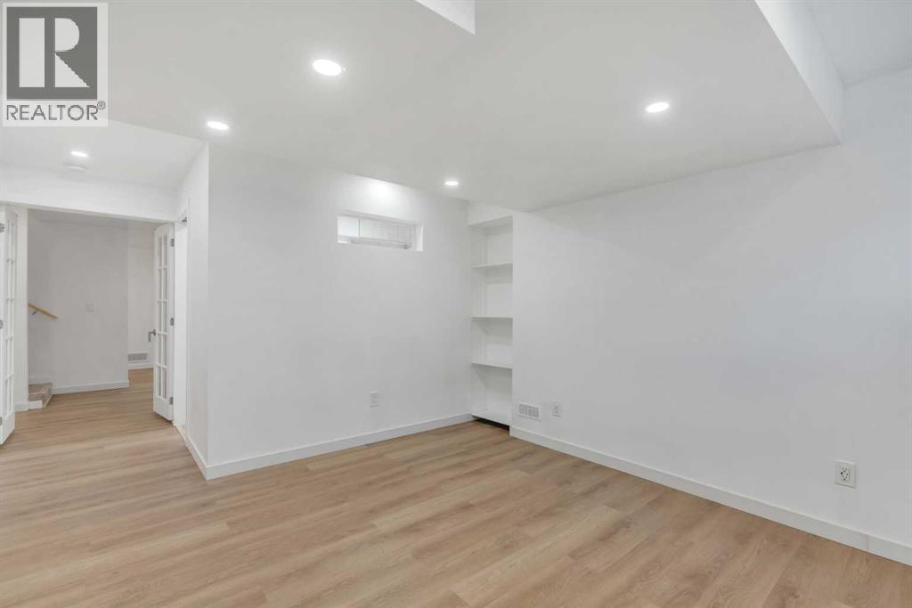 Photo 37 of 156 Livingston View Ne, Calgary AB