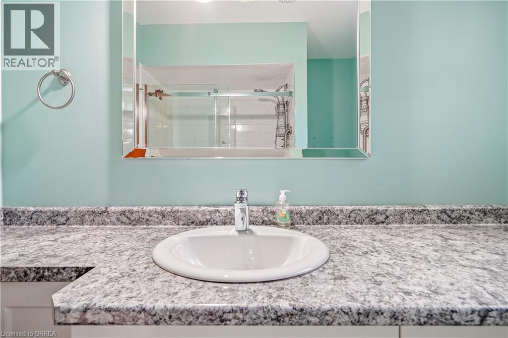 Photo 27 of 49 Pusey Boulevard, Brantford ON