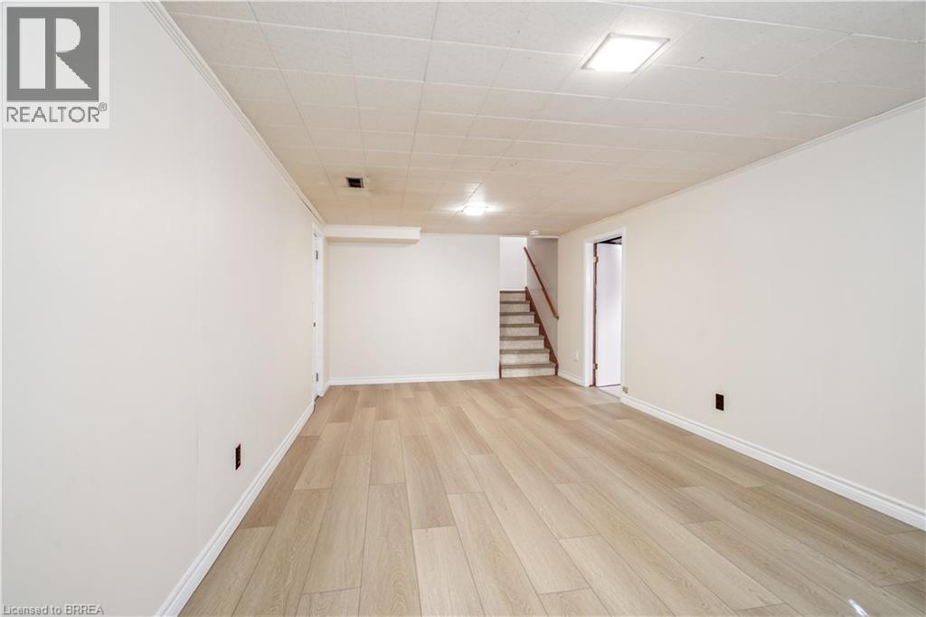 Photo 37 of 49 Pusey Boulevard, Brantford ON