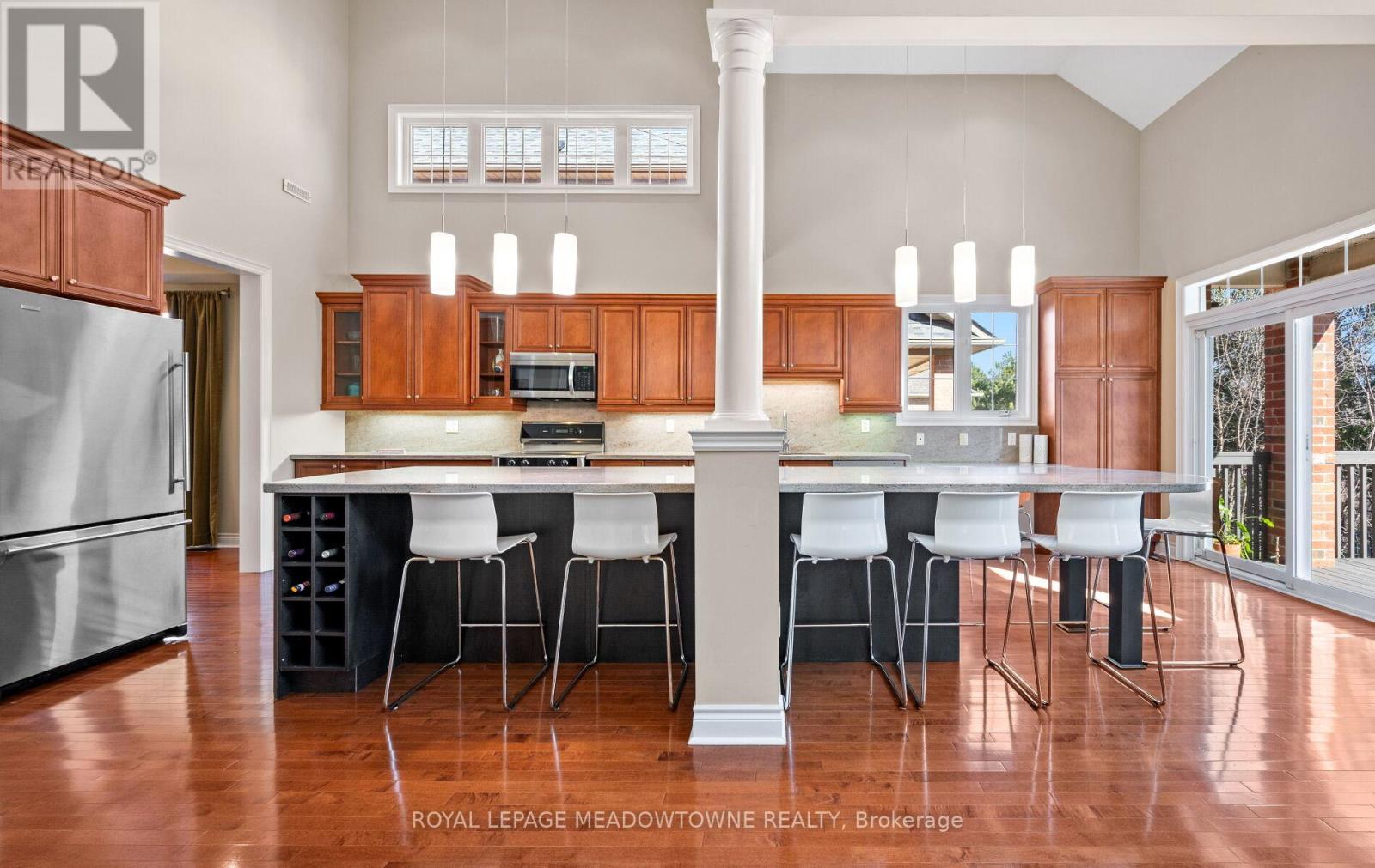 Photo 13 of 47 Nova Scotia Road, Brampton ON