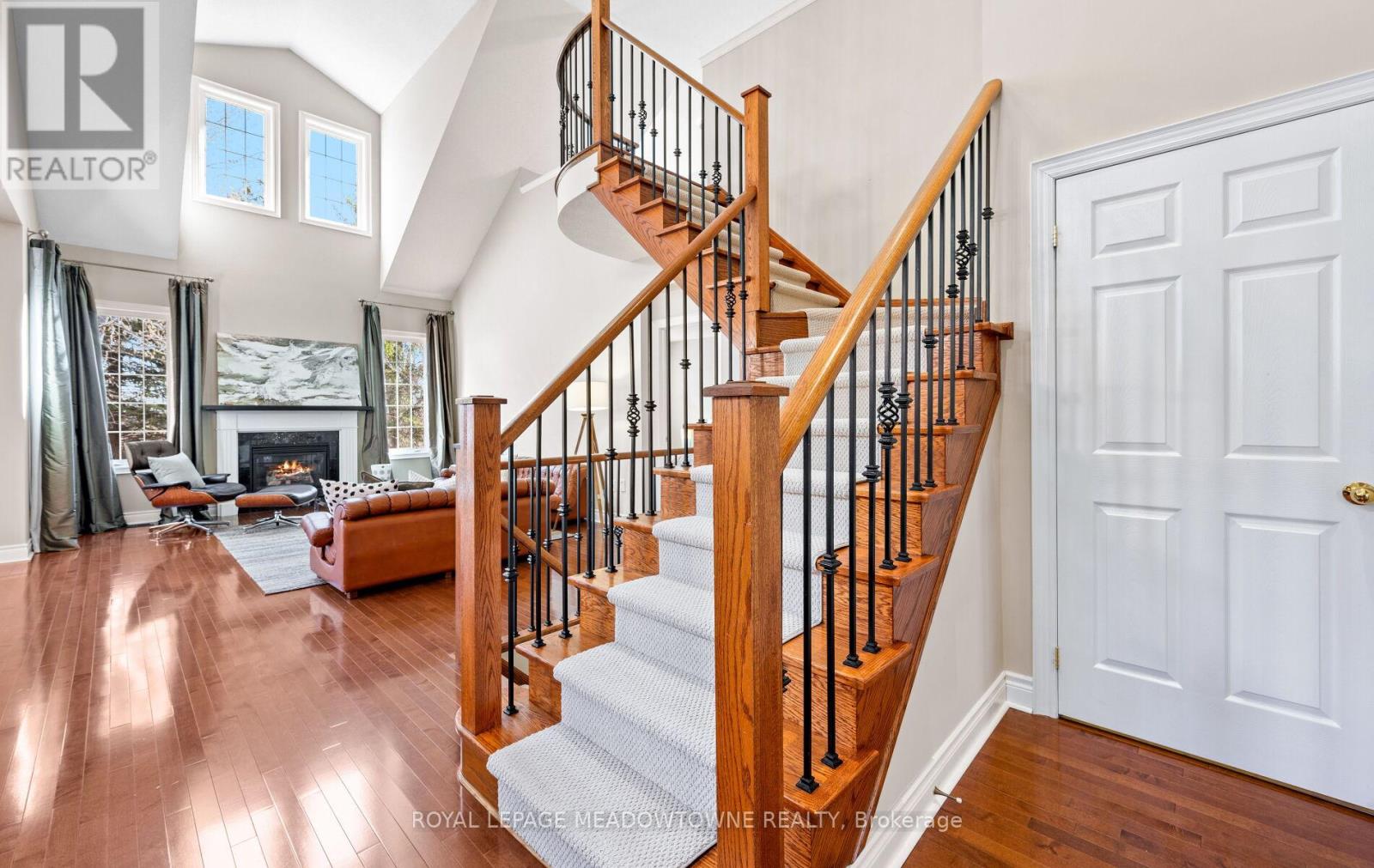 Photo 21 of 47 Nova Scotia Road, Brampton ON