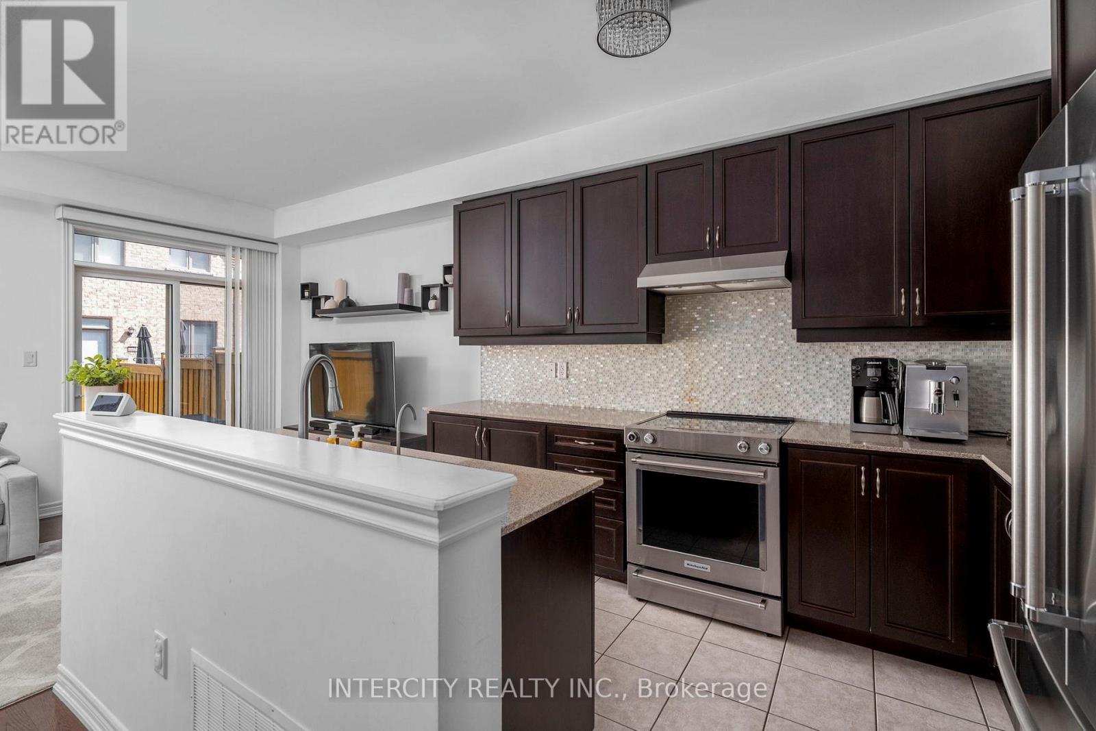 Photo 11 of 59 Morra Avenue, Caledon ON