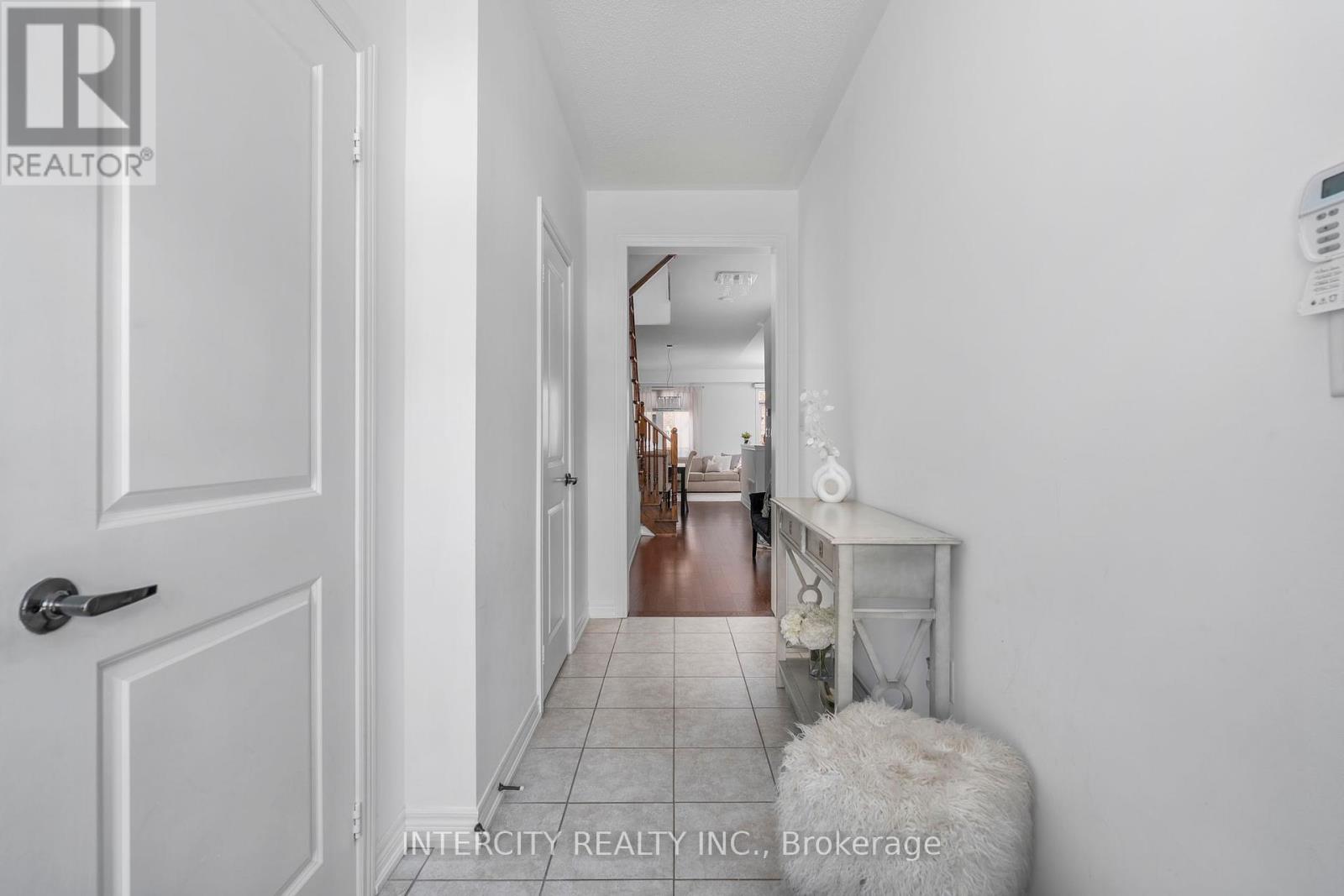 Photo 7 of 59 Morra Avenue, Caledon ON