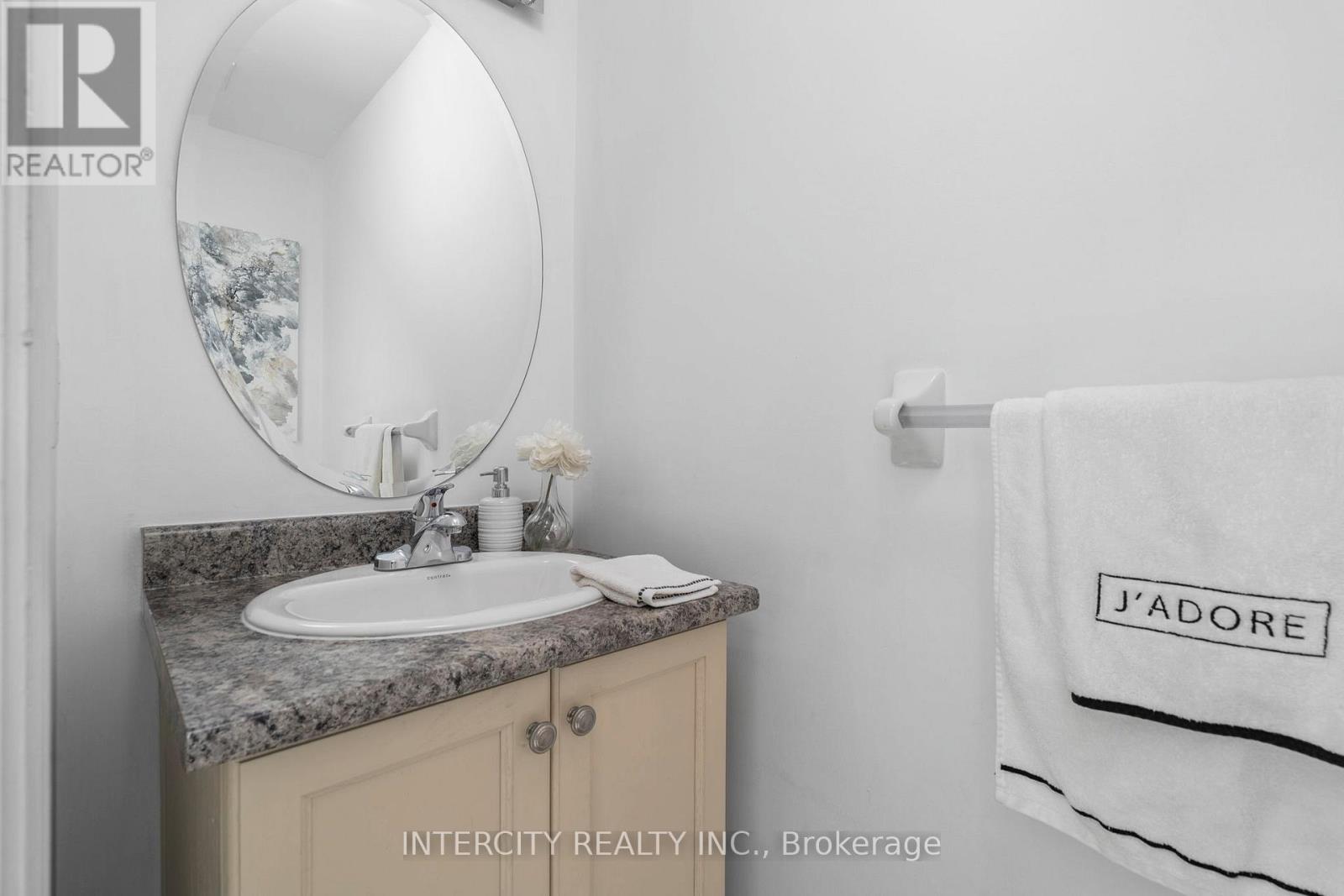 Photo 8 of 59 Morra Avenue, Caledon ON