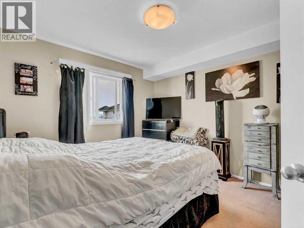 Photo 16 of 304 1648 Saamis Drive Nw, Medicine Hat AB