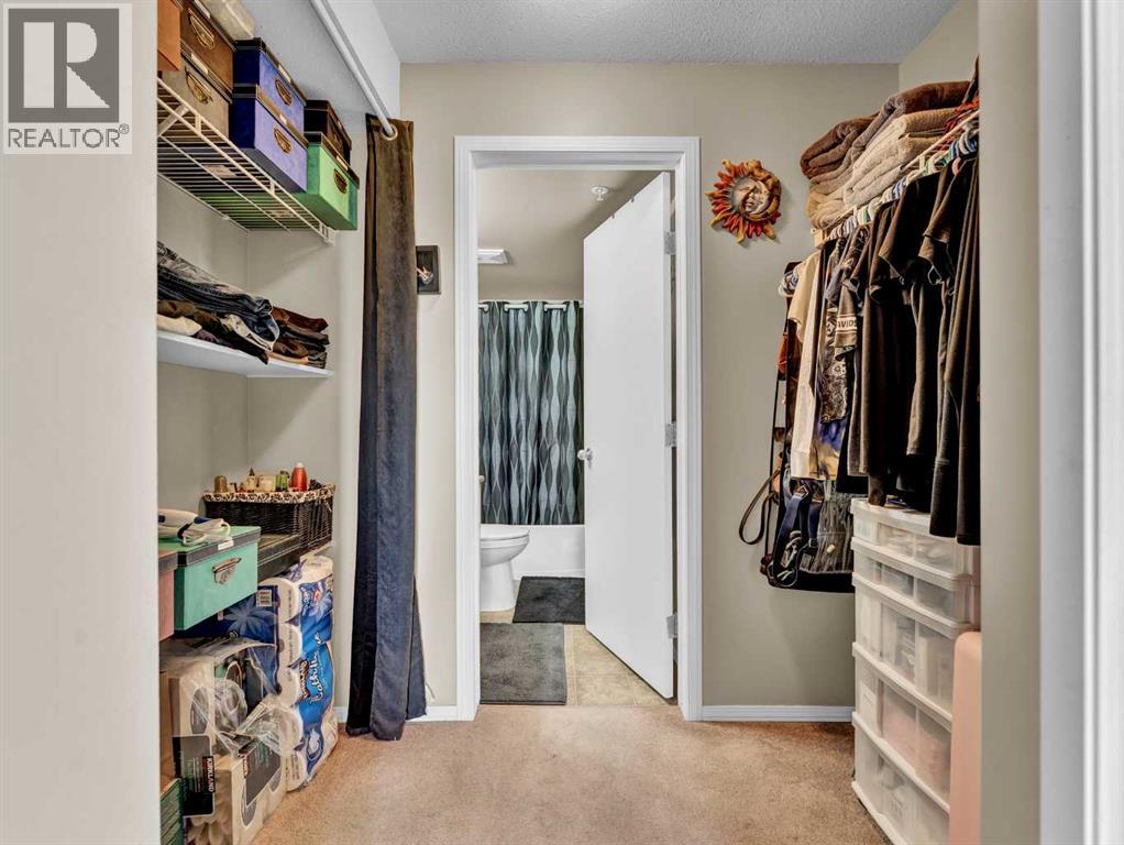 Photo 18 of 304 1648 Saamis Drive Nw, Medicine Hat AB