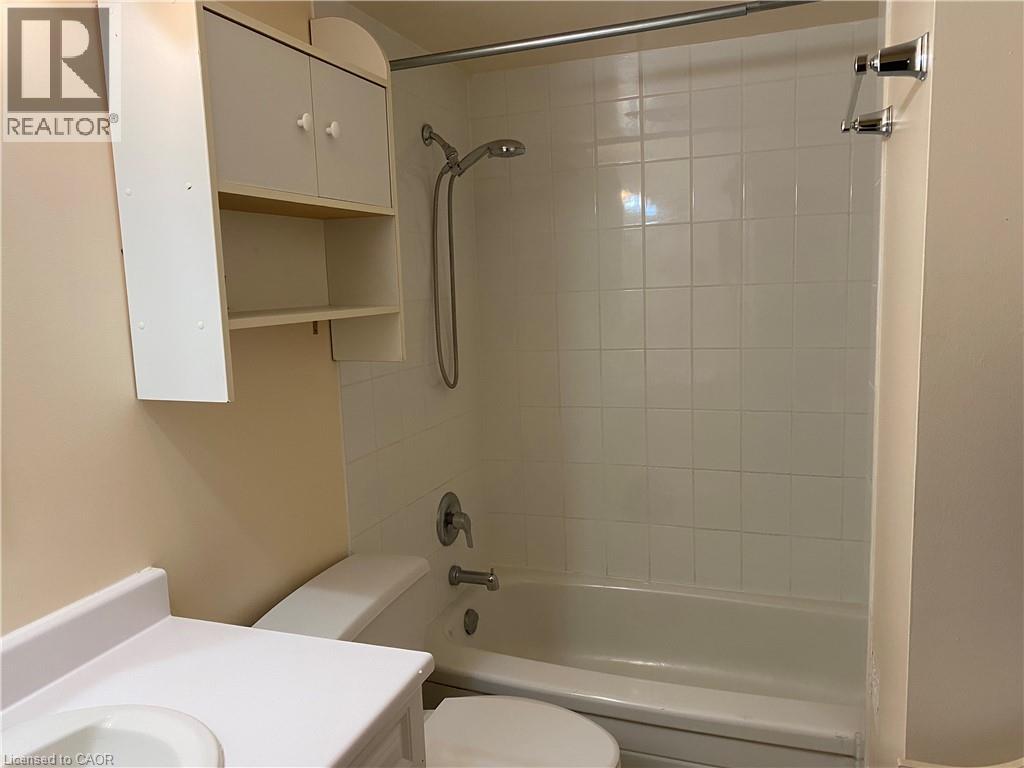 Photo 11 of 50 Mississauga Valley Boulevard Unit 120, Mississauga ON