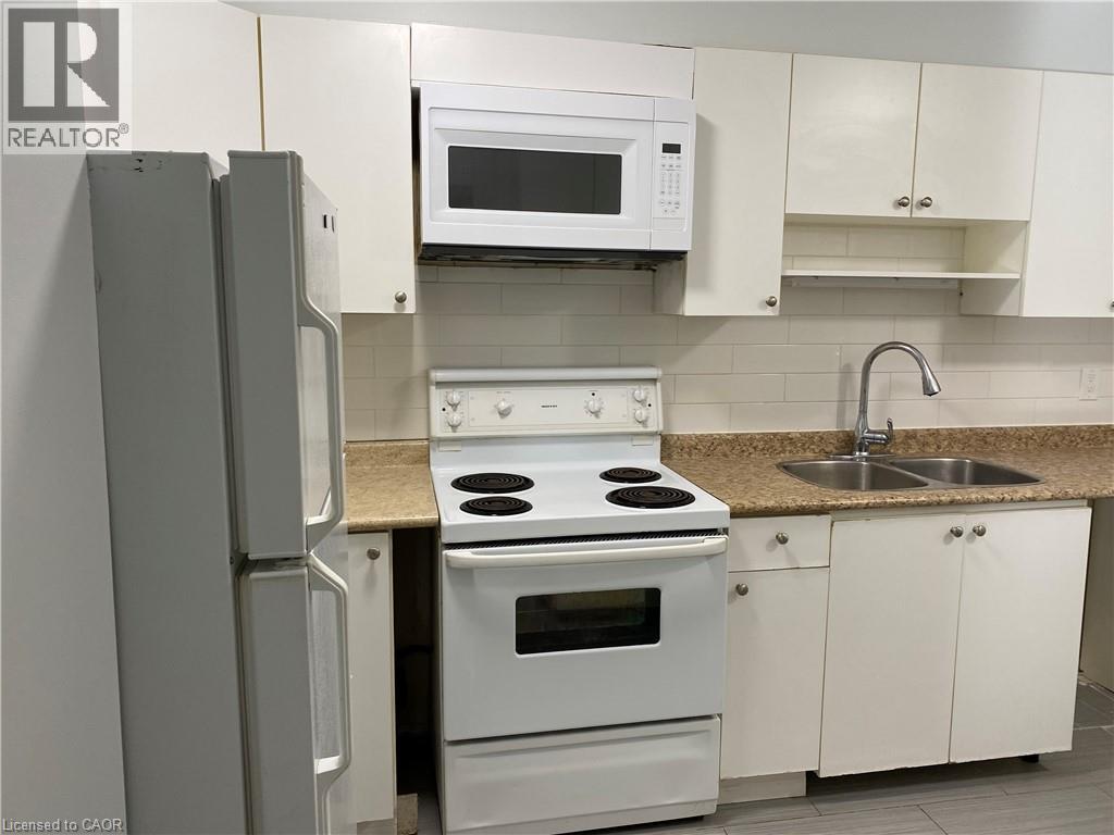 Photo 3 of 50 Mississauga Valley Boulevard Unit 120, Mississauga ON