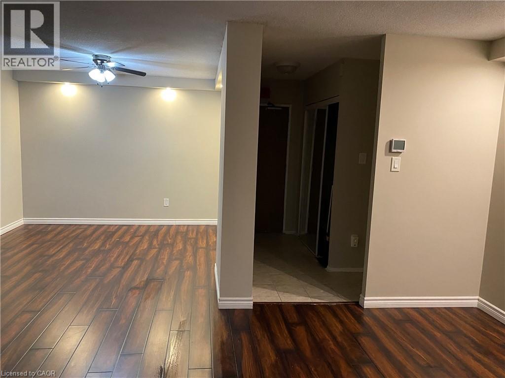 Photo 9 of 50 Mississauga Valley Boulevard Unit 120, Mississauga ON