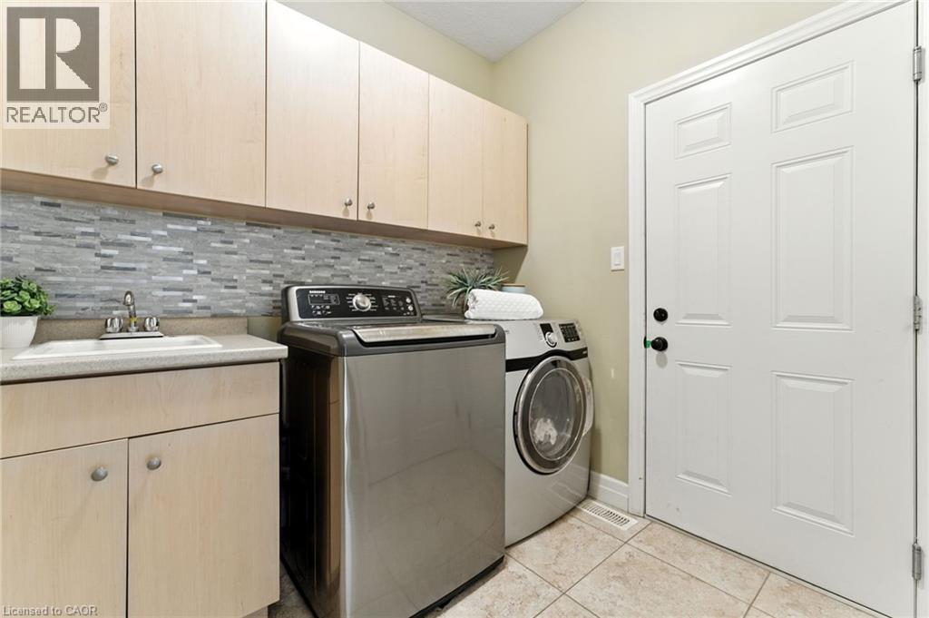 Photo 16 of 242 Hutton Street East Street E, Listowel ON