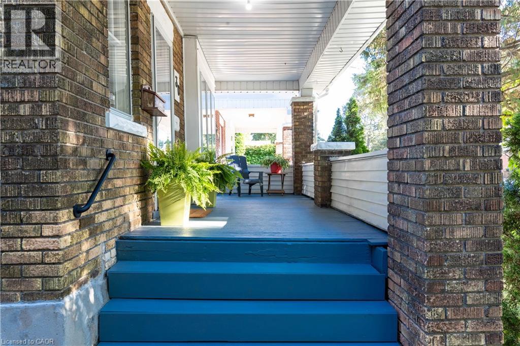 Photo 2 of 30 Troy Street, Kitchener ON