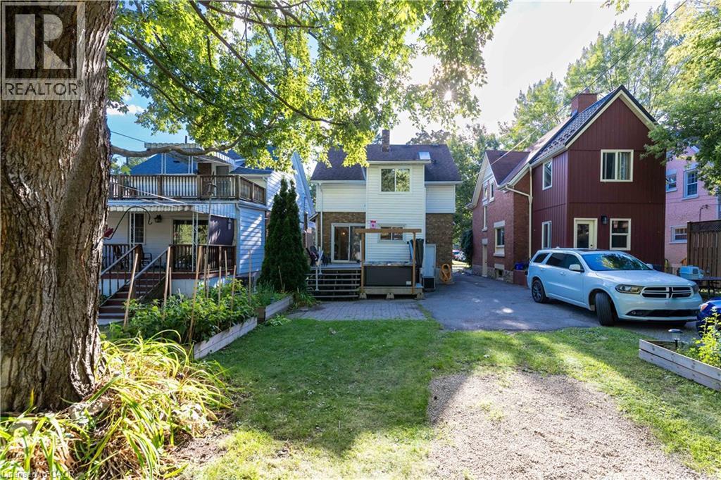 Photo 24 of 30 Troy Street, Kitchener ON