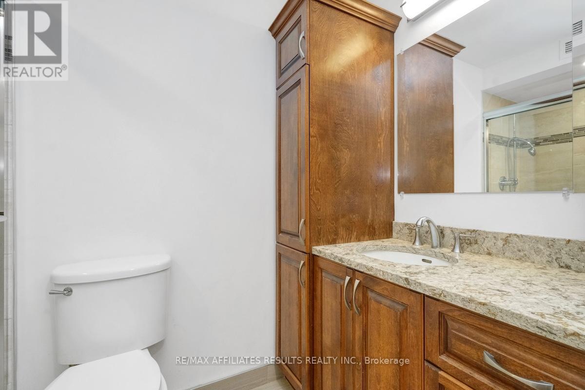 Photo 26 of 304 415 Greenview Avenue, Ottawa ON