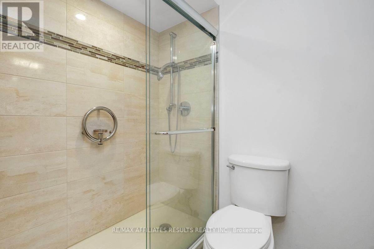 Photo 27 of 304 415 Greenview Avenue, Ottawa ON