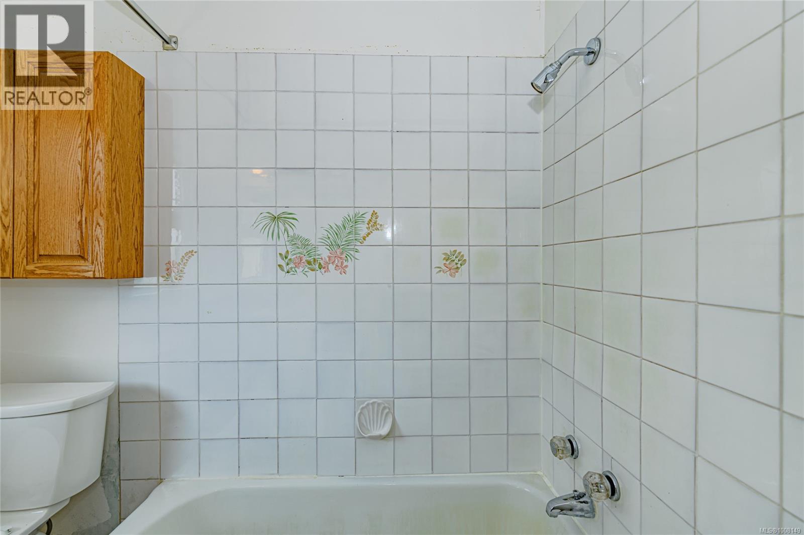 787 Newport Ave, Oak Bay