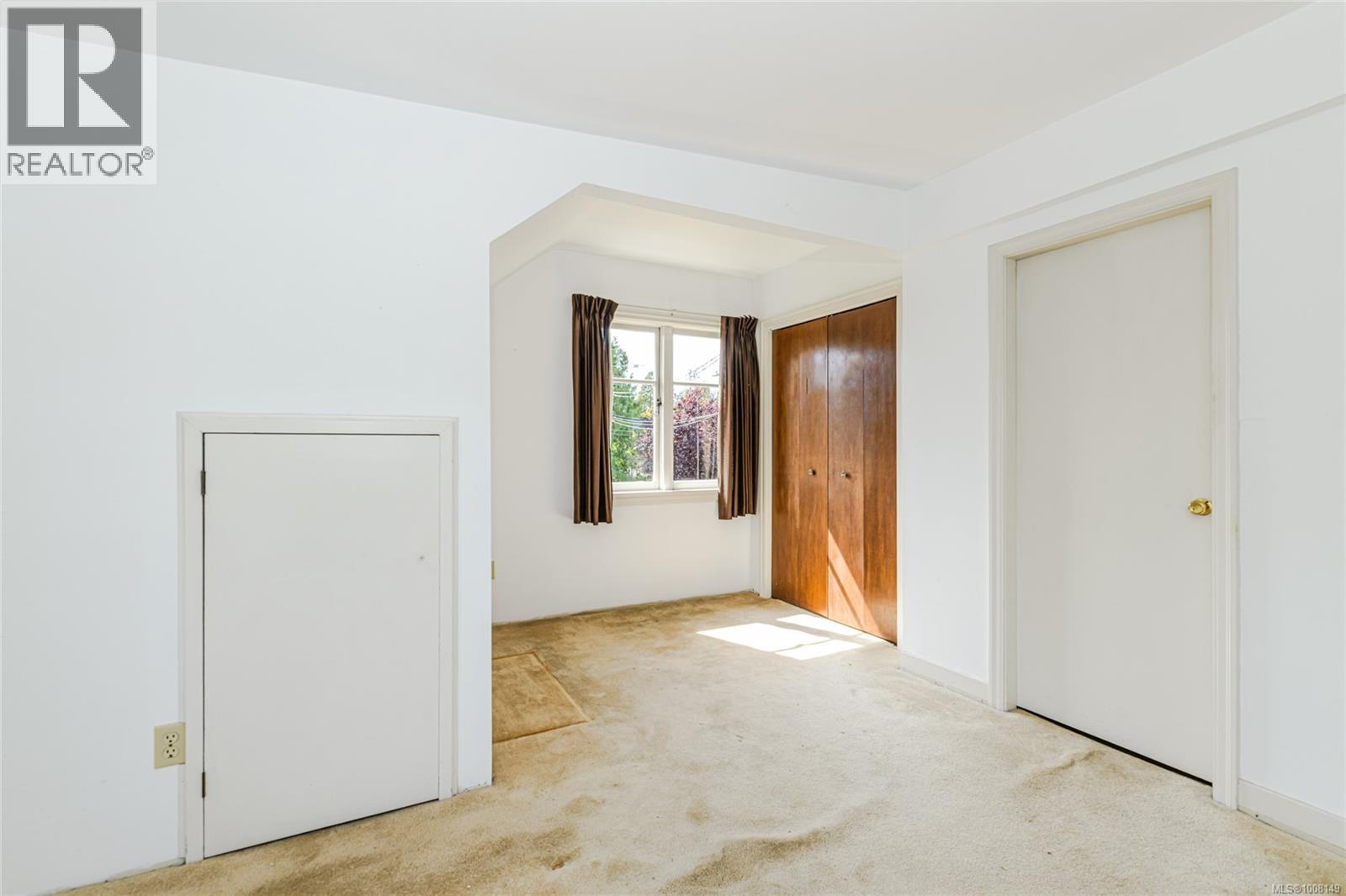 787 Newport Ave, Oak Bay