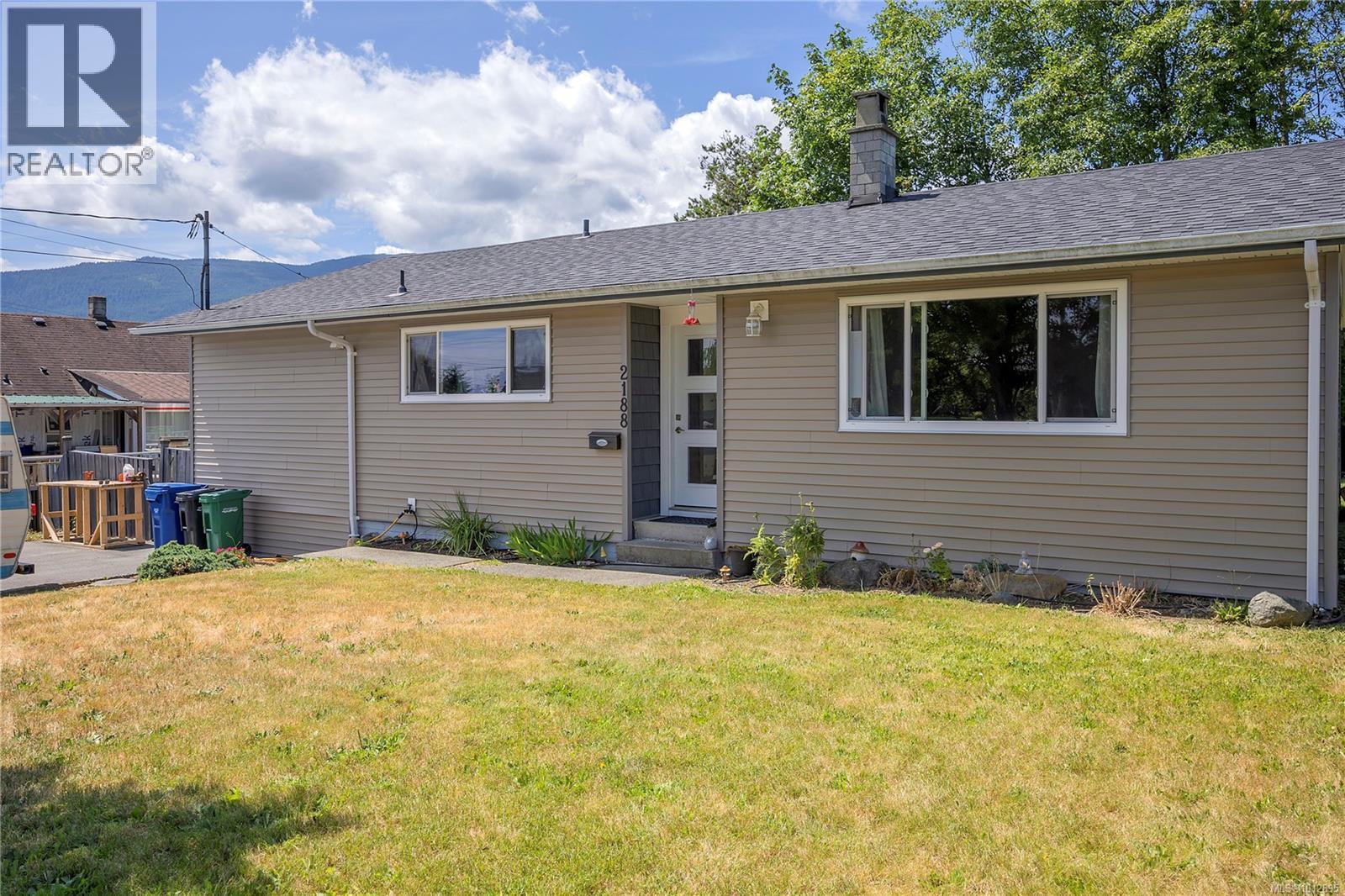 Photo 1 of 2188 Lark Cres, Nanaimo BC