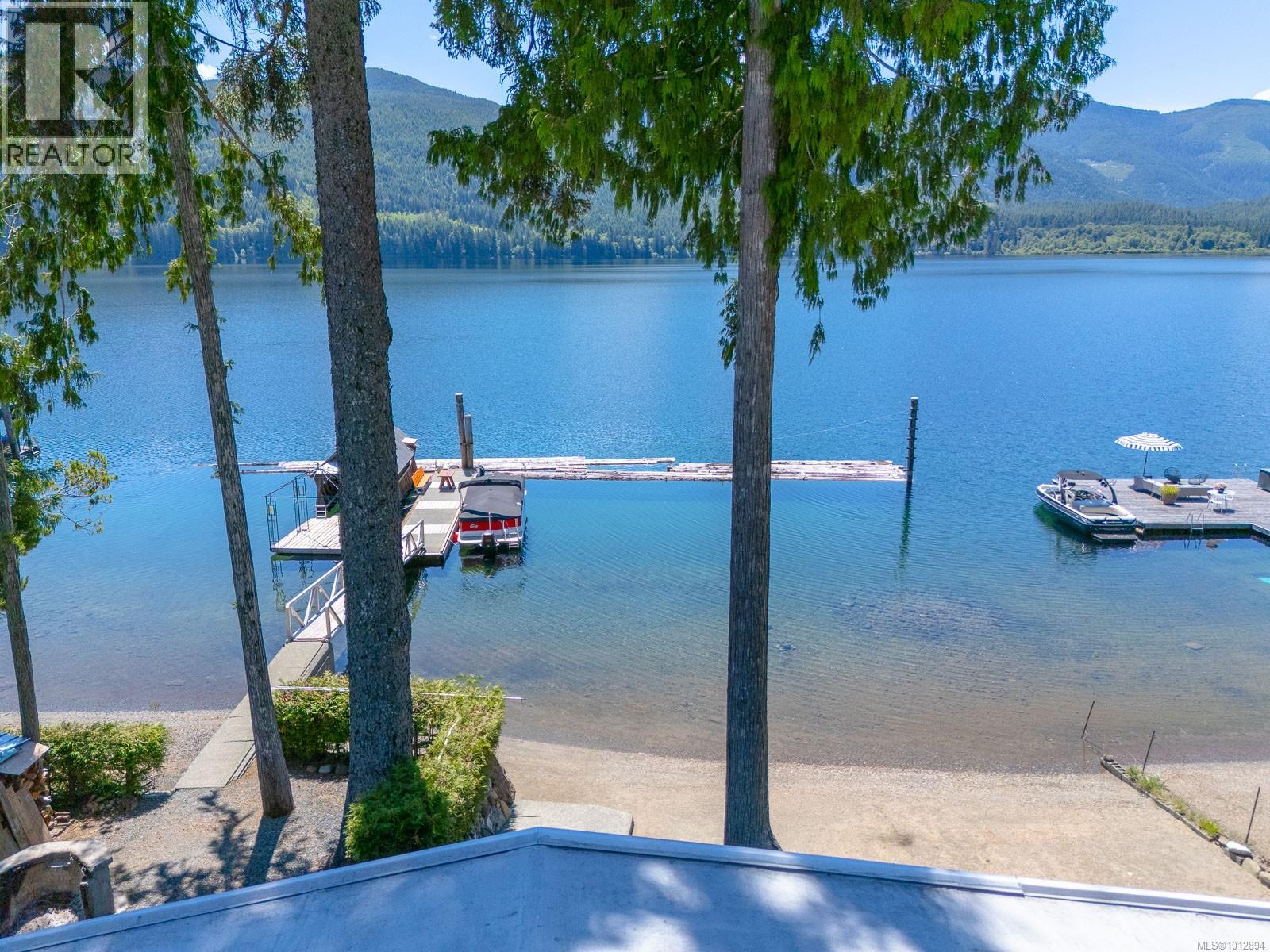 8856 Stirling Arm Dr, Port Alberni