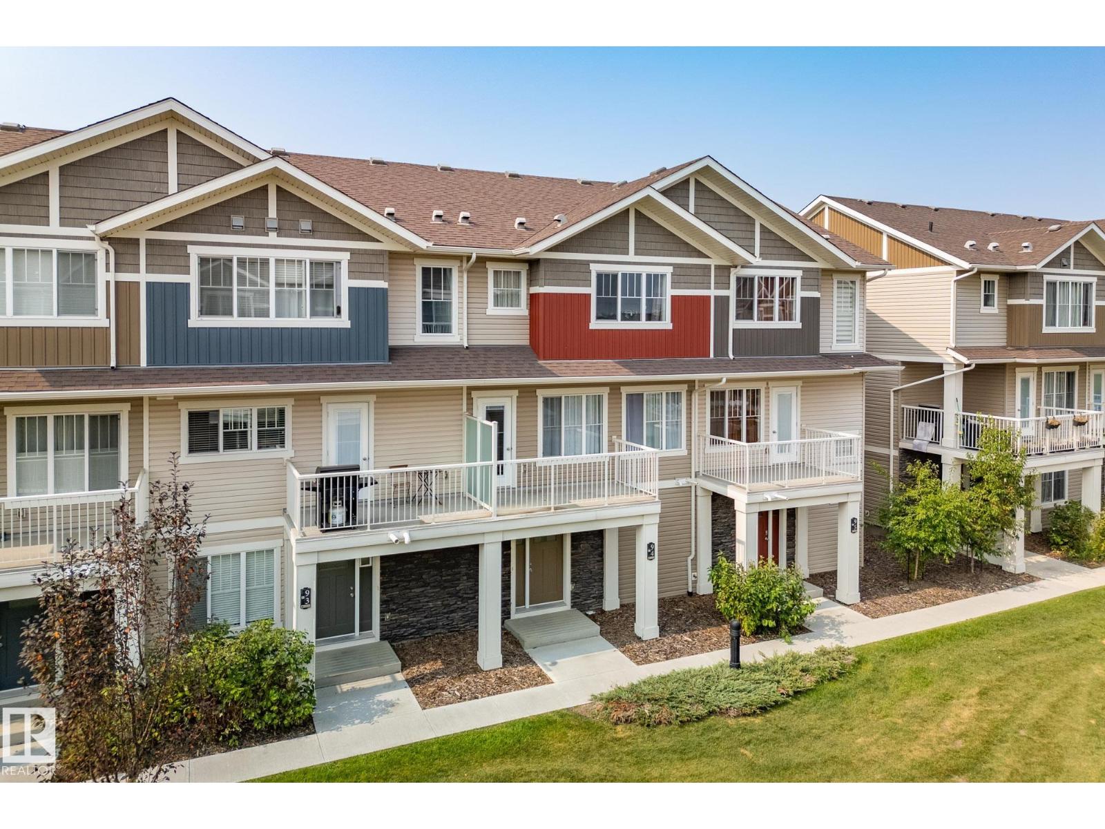Photo 2 of 94 17832 78 St Nw, Edmonton AB