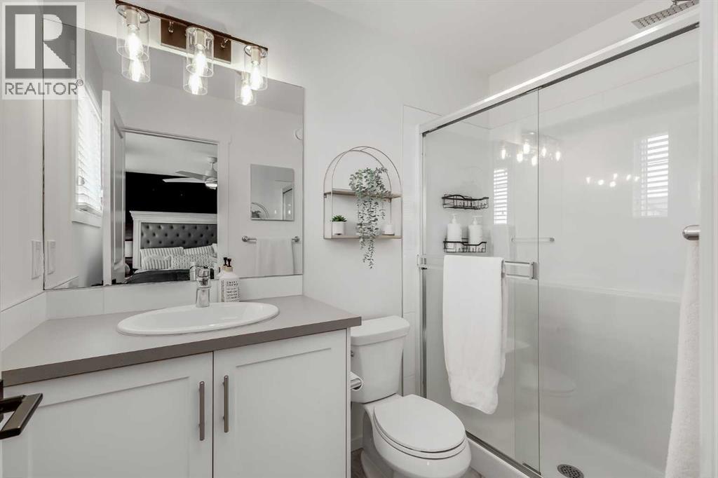Photo 25 of 340 Kingsmere Way Se, Airdrie AB
