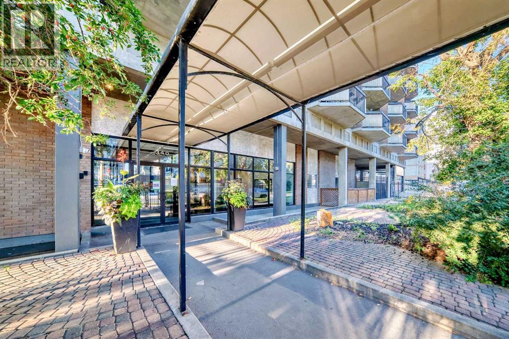 Single Family House for Sale in    Avenue SW Beltline Calgary 