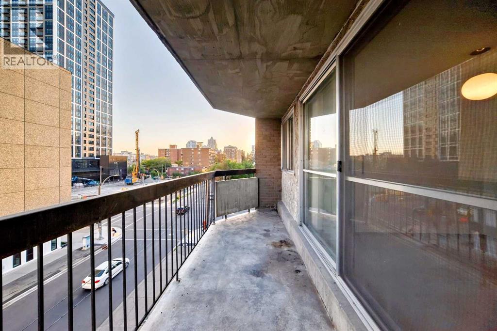 Single Family House for Sale in    Avenue SW Beltline Calgary 