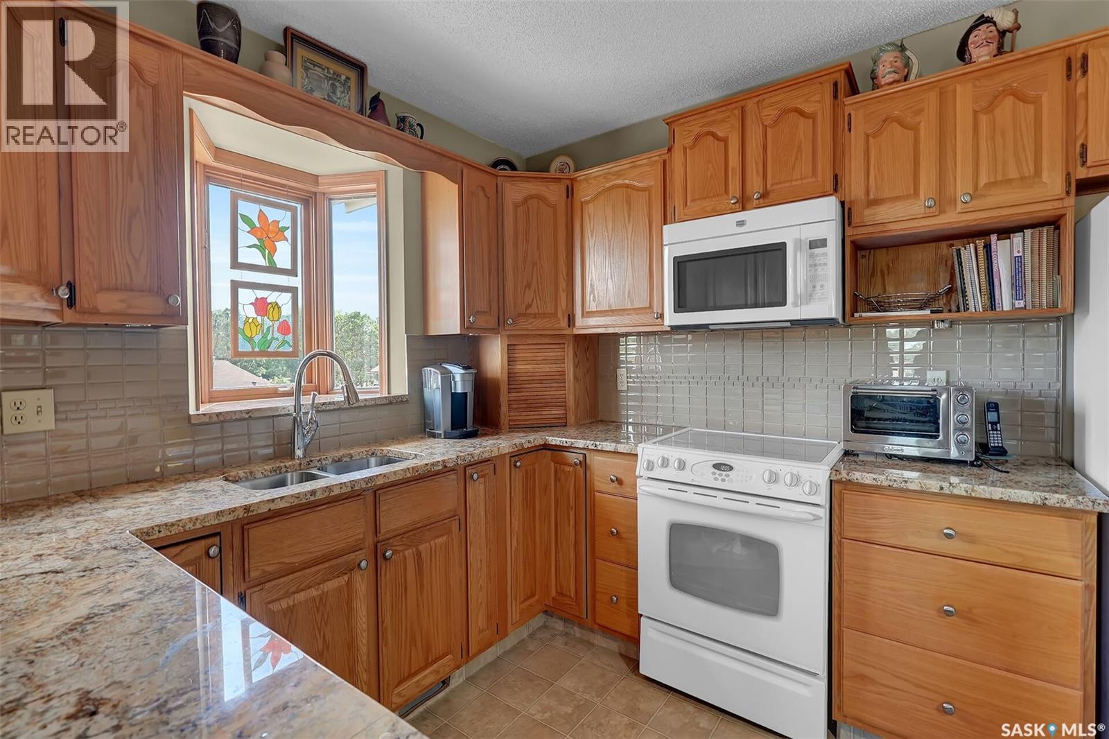 Photo 12 of 311 45 Kensington Crescent Ne, Regina SK