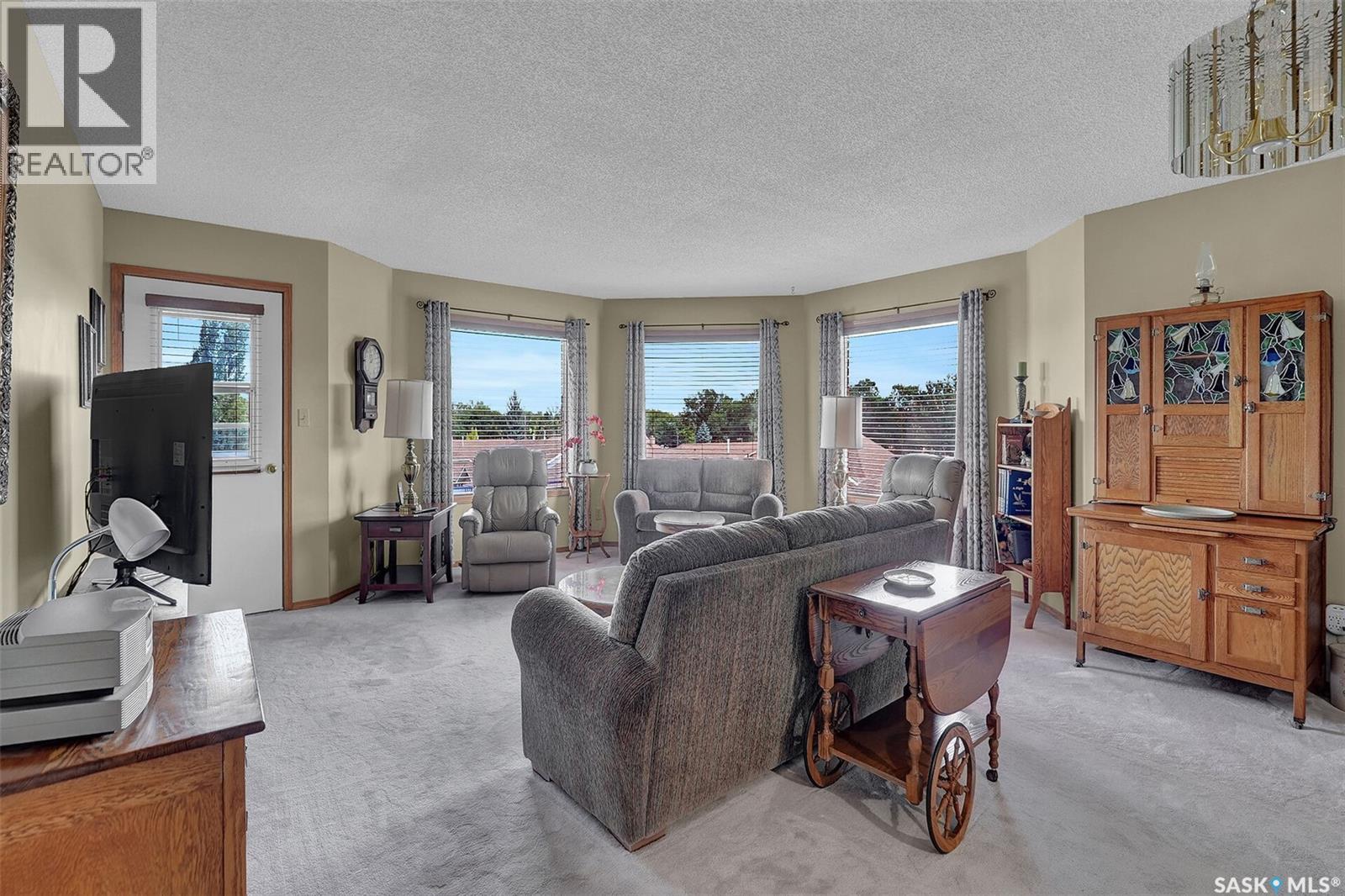 Photo 8 of 311 45 Kensington Crescent Ne, Regina SK