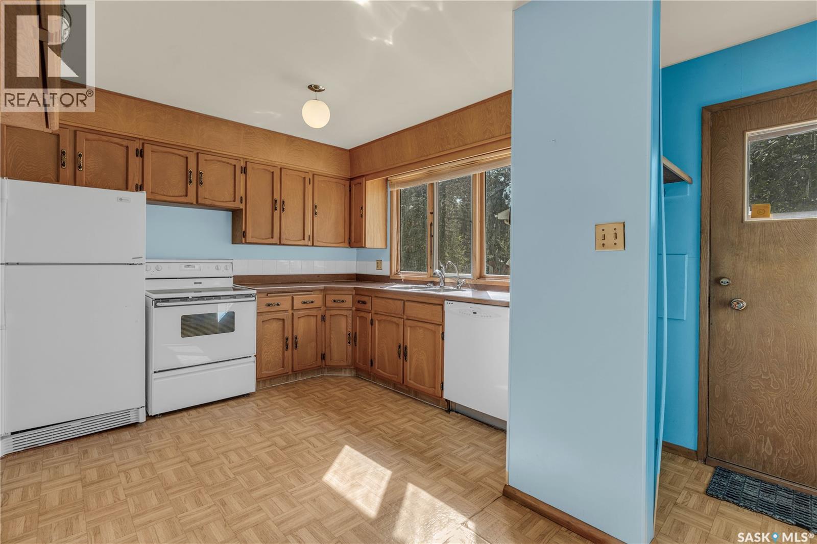 Photo 11 of 73 Tibbits Road, Regina SK