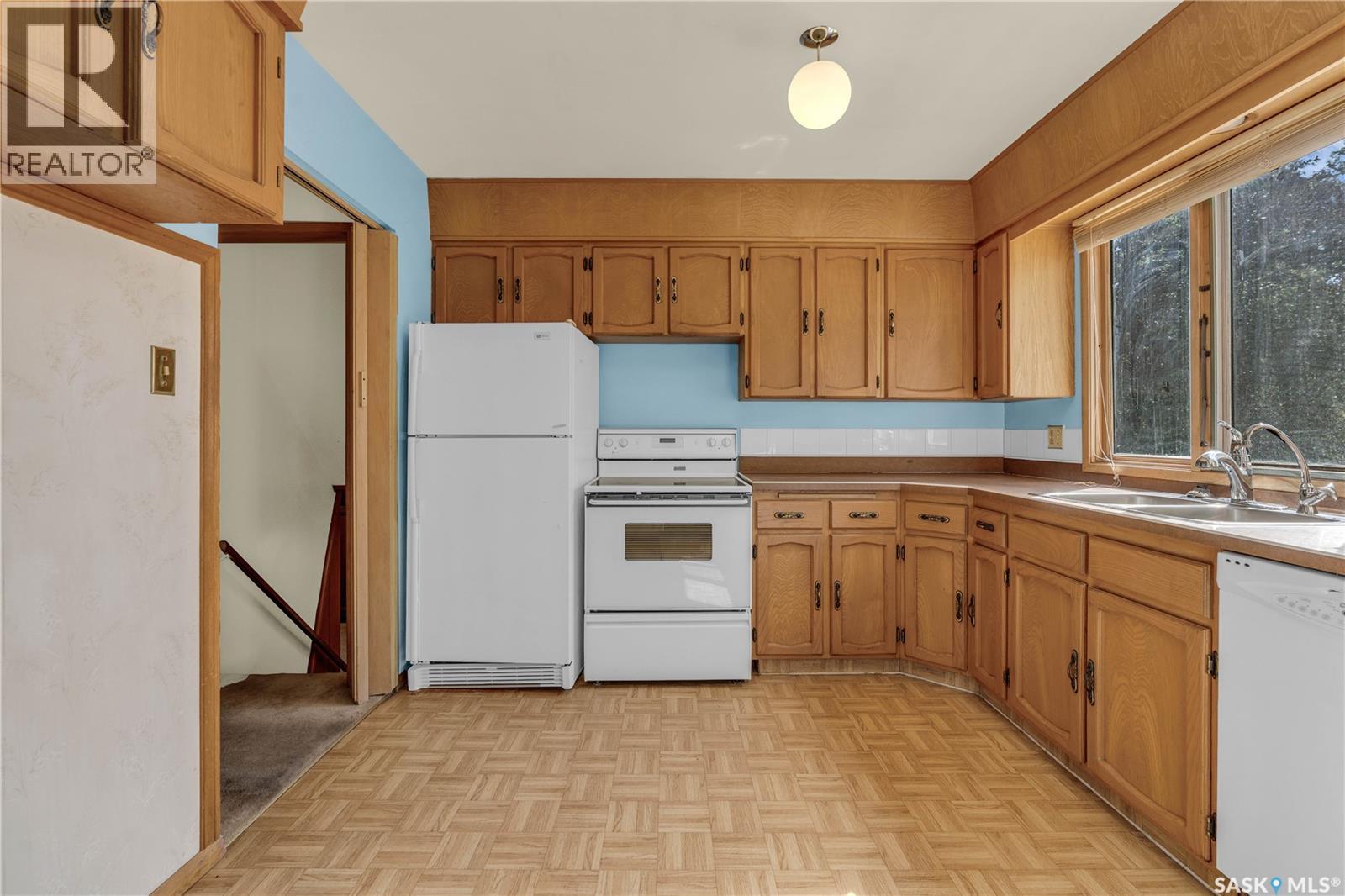 Photo 15 of 73 Tibbits Road, Regina SK