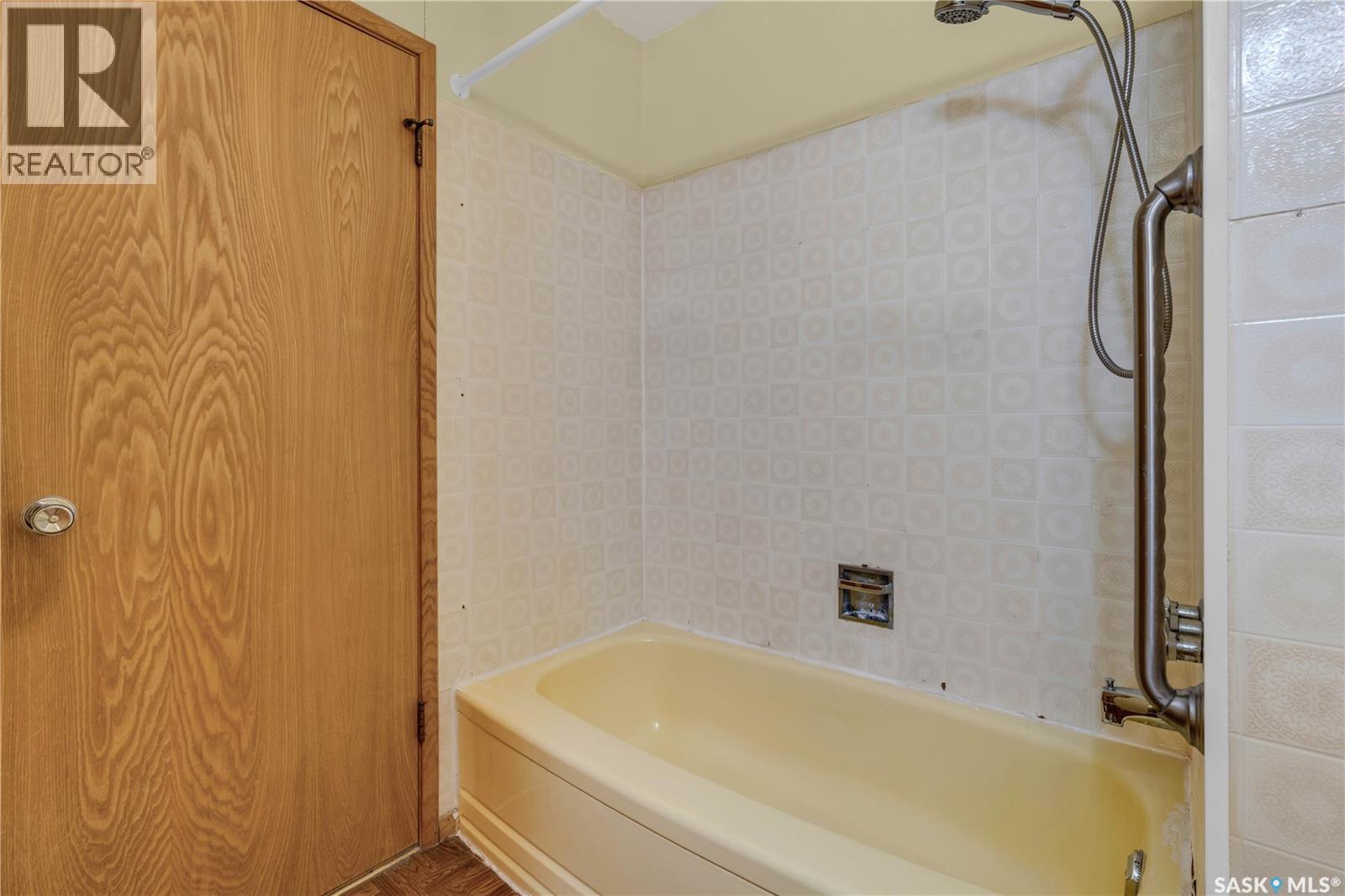 Photo 19 of 73 Tibbits Road, Regina SK
