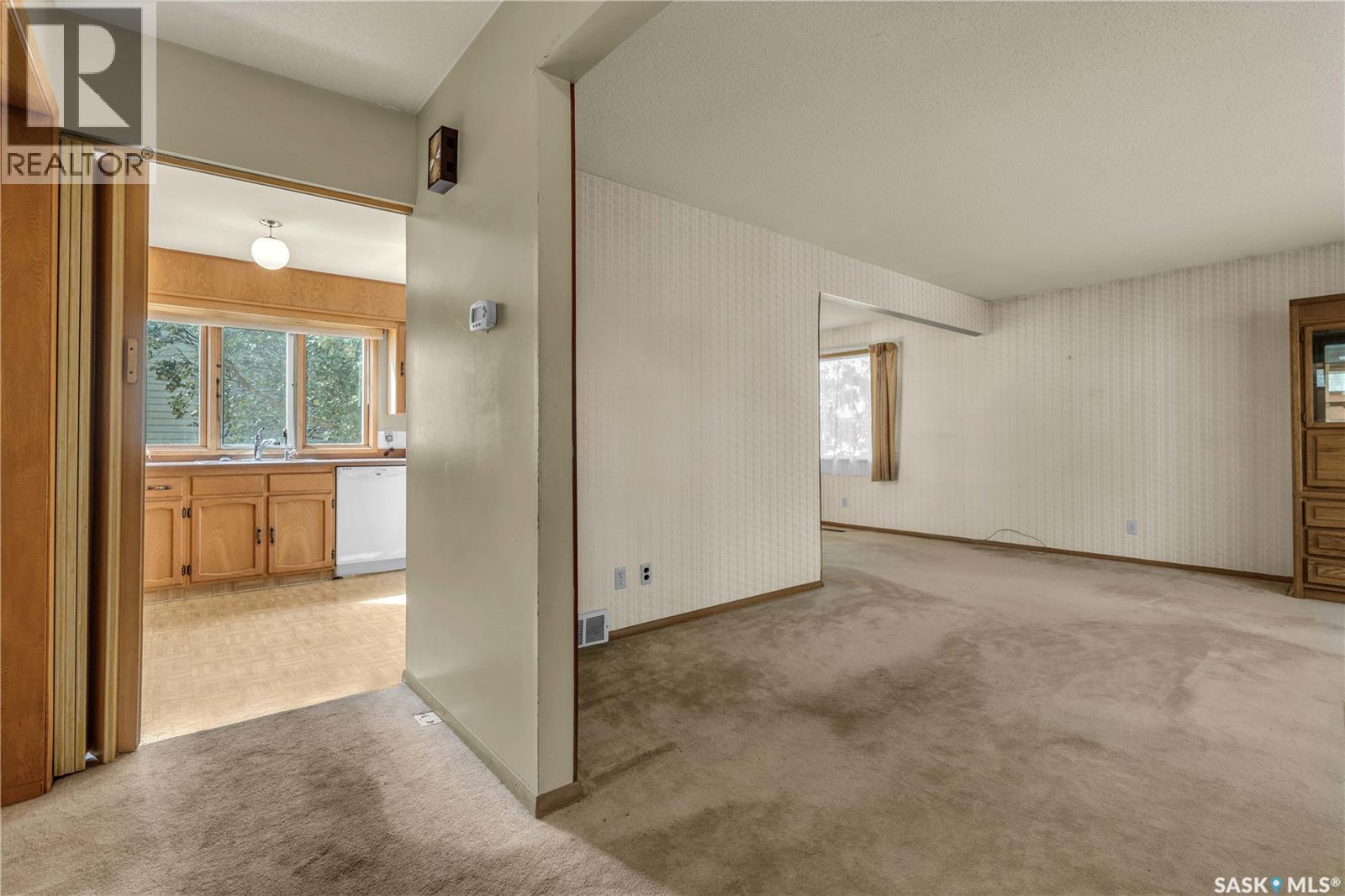 Photo 4 of 73 Tibbits Road, Regina SK