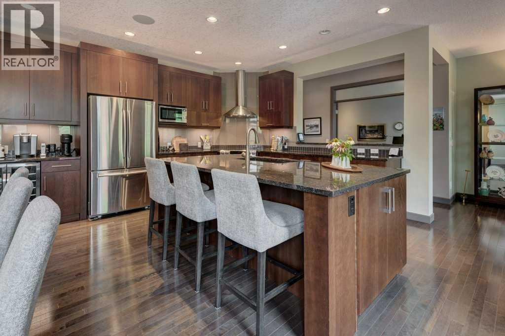 Photo 7 of 250 Cranarch Circle Se, Calgary AB