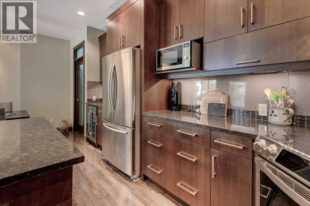 Photo 9 of 250 Cranarch Circle Se, Calgary AB