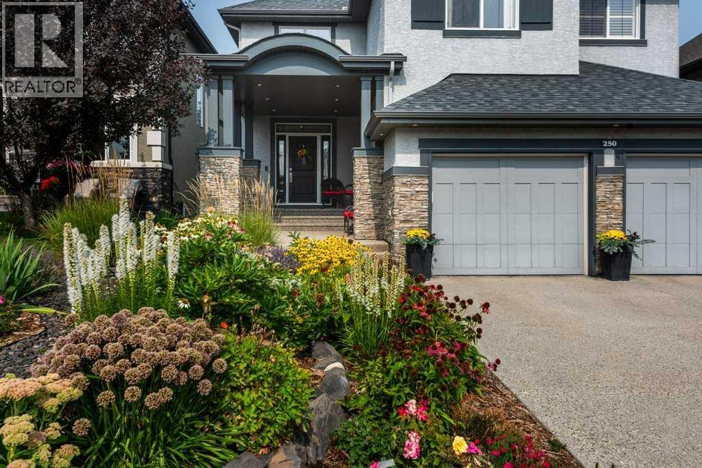 Photo 2 of 250 Cranarch Circle Se, Calgary AB