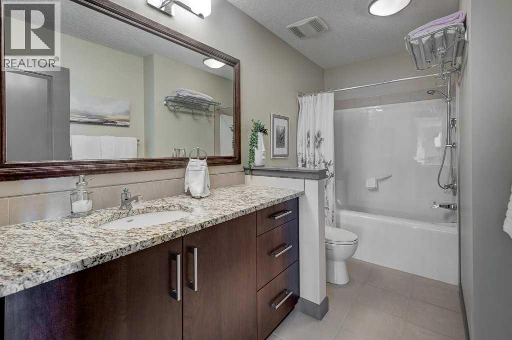 Photo 23 of 250 Cranarch Circle Se, Calgary AB