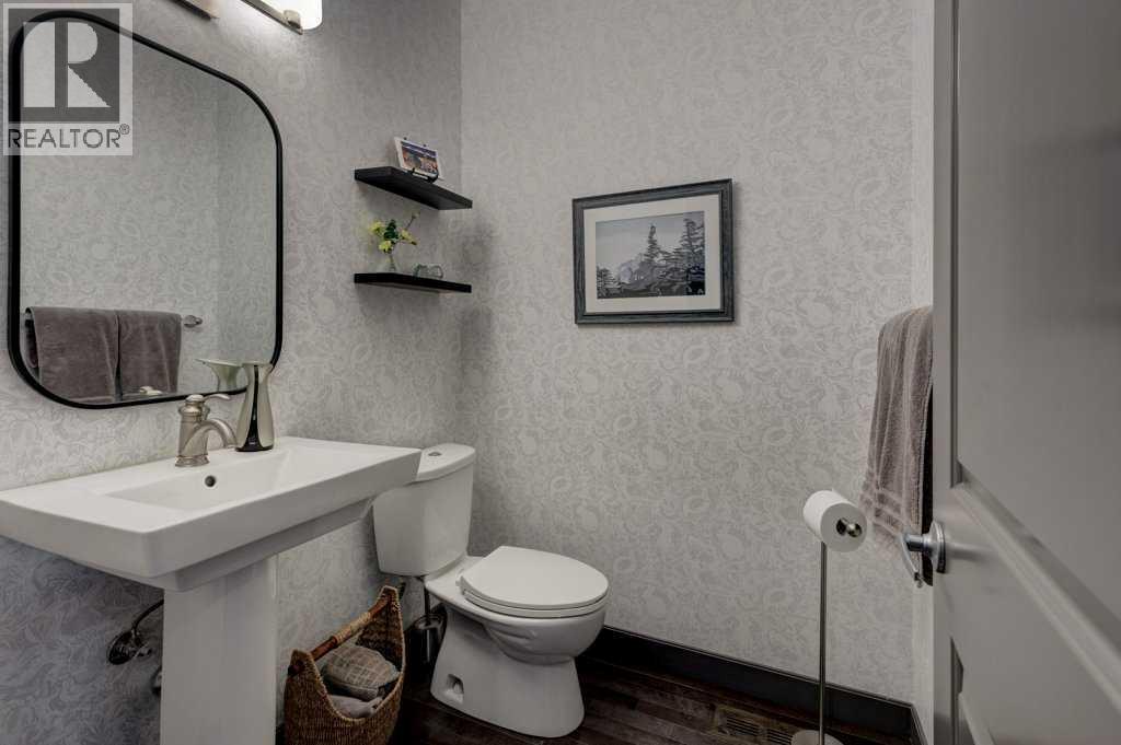 Photo 15 of 250 Cranarch Circle Se, Calgary AB
