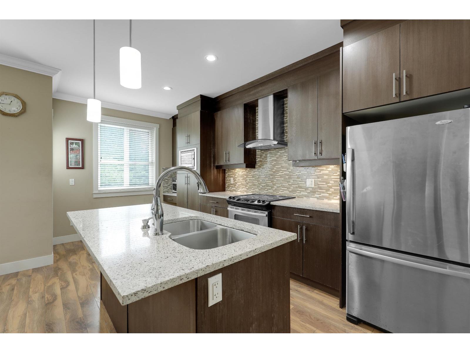 Photo 11 of 11 9077 150th Avenue, Surrey BC