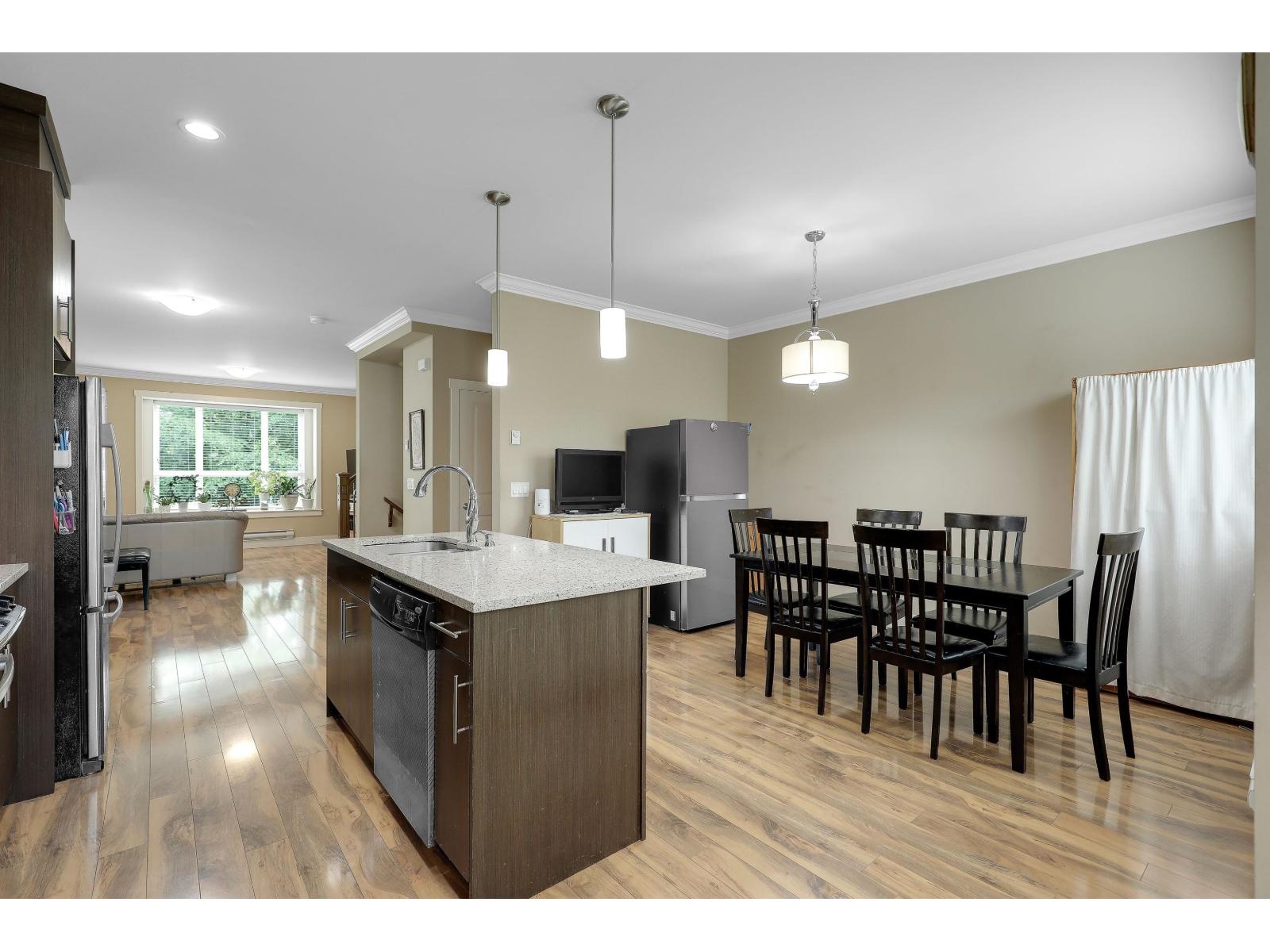 Photo 14 of 11 9077 150th Avenue, Surrey BC