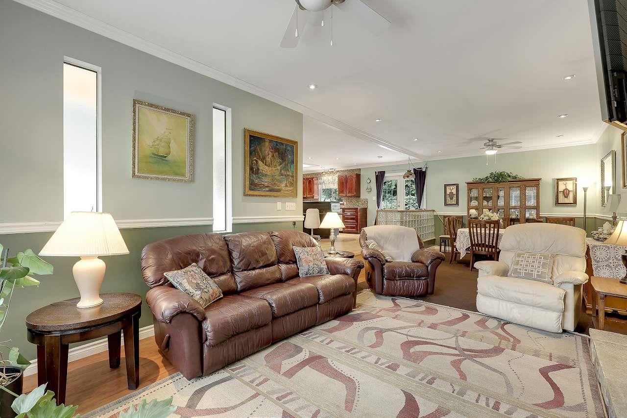 Photo 11 of 20571 46 A Avenue, Langley BC