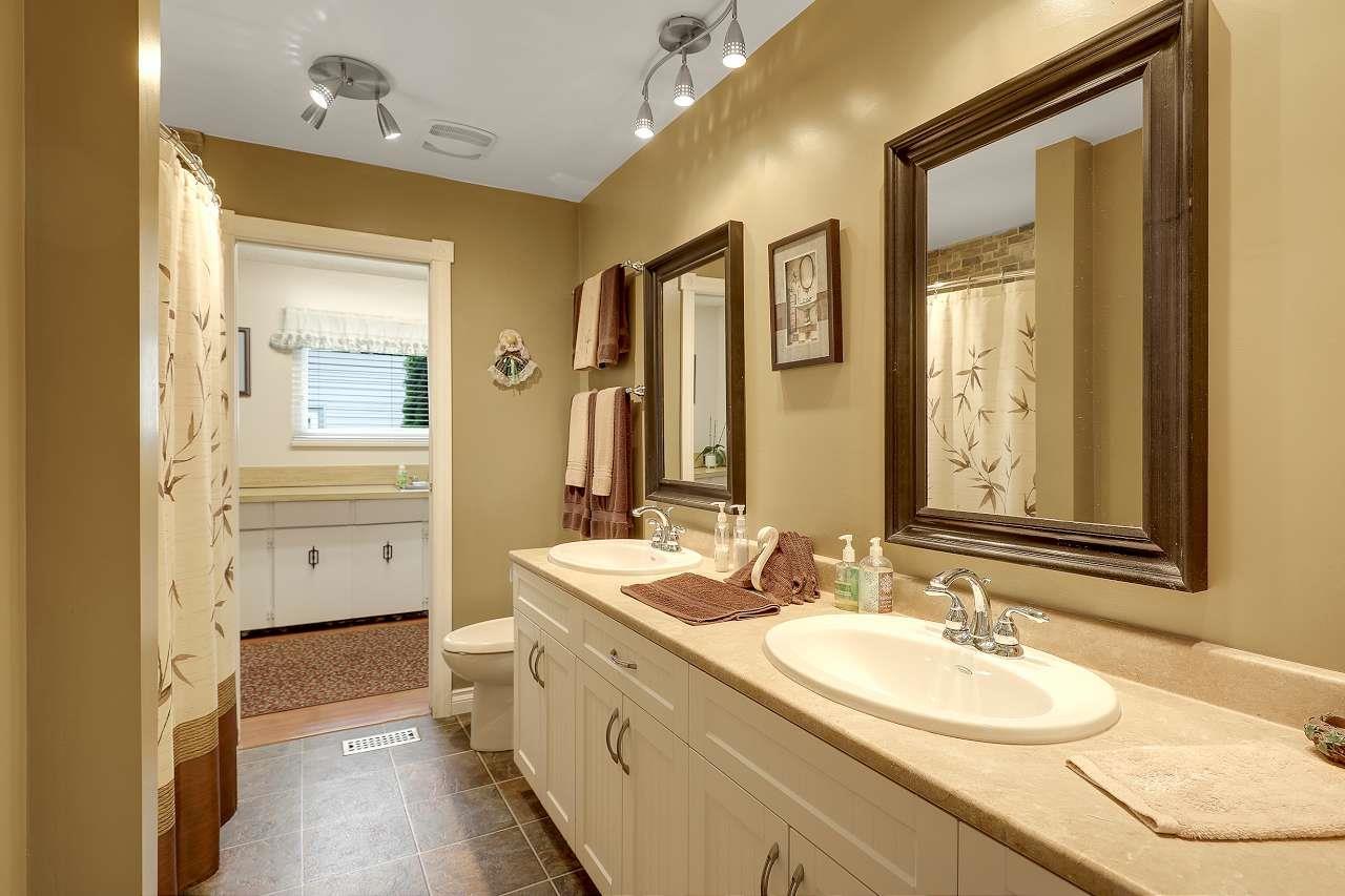 Photo 28 of 20571 46 A Avenue, Langley BC