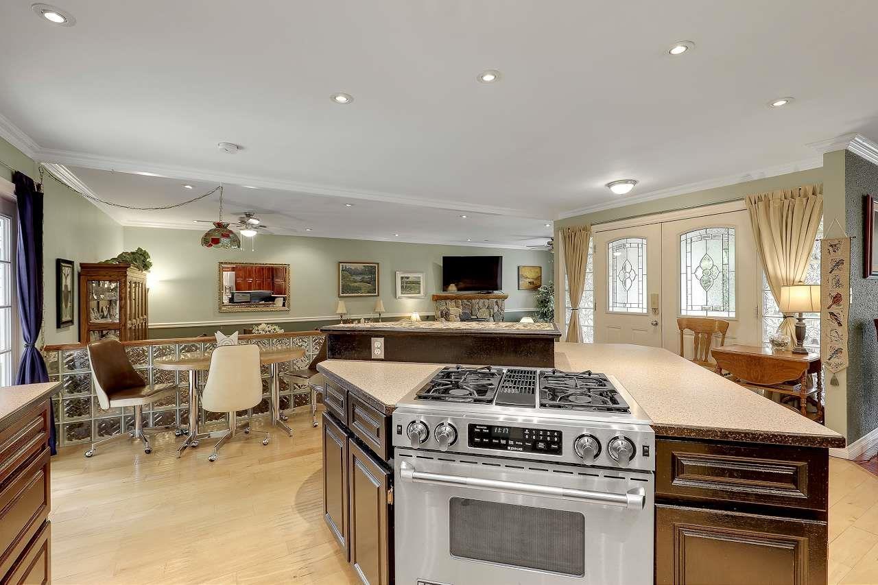 Photo 7 of 20571 46 A Avenue, Langley BC